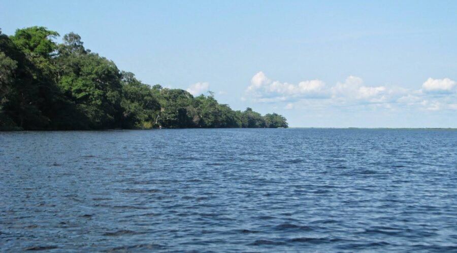 Lac Mai-Ndombe : le poumon bleu de la RDC